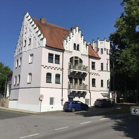 Ferienwohnung In Historischer Villa Mit Gartennutzung Furth im Wald Exterior foto