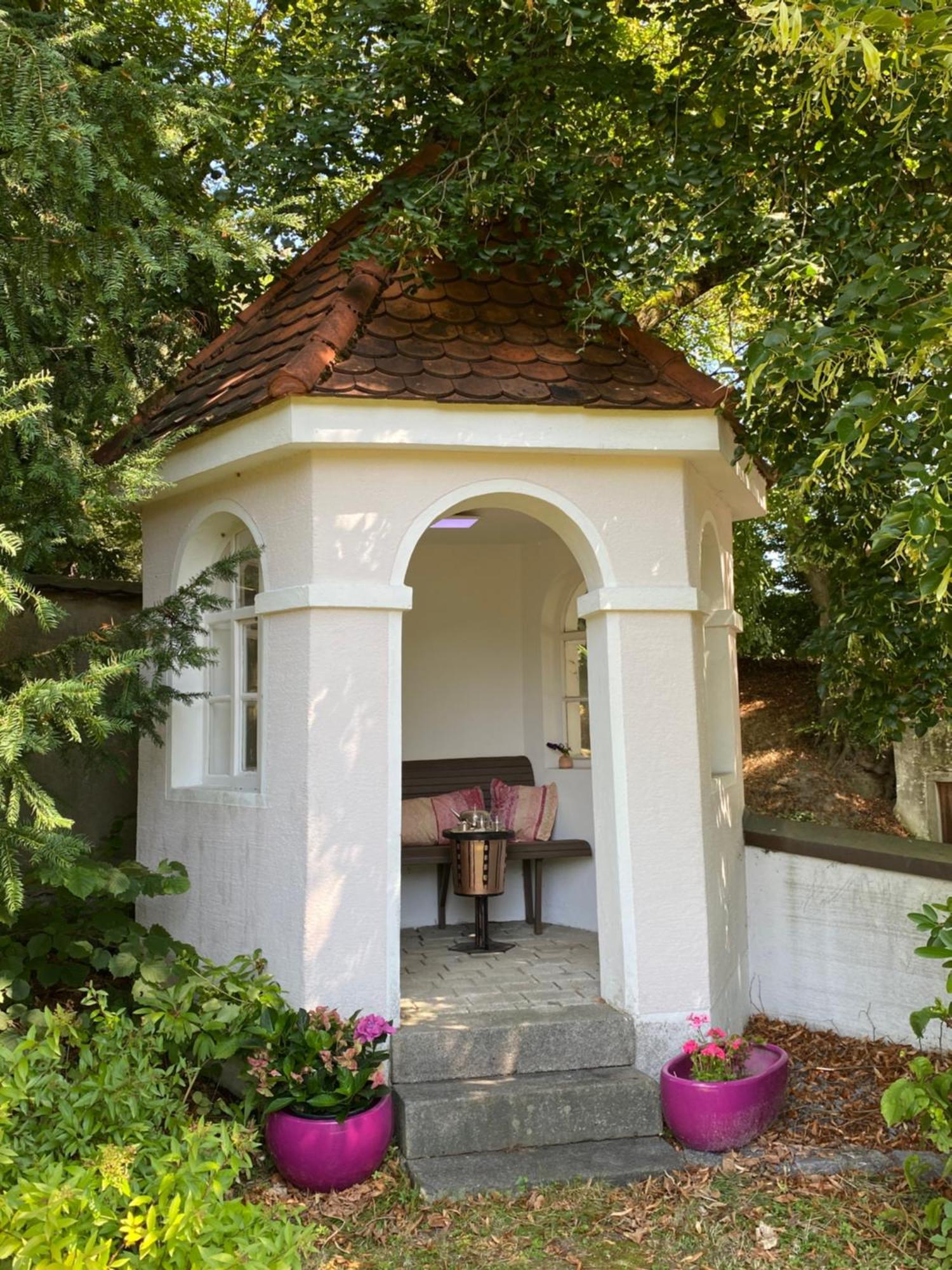Ferienwohnung In Historischer Villa Mit Gartennutzung Furth im Wald Exterior foto
